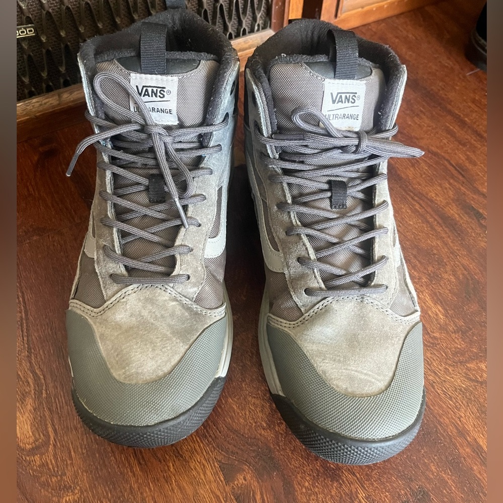 VANS | UltraRange medium-top shoes